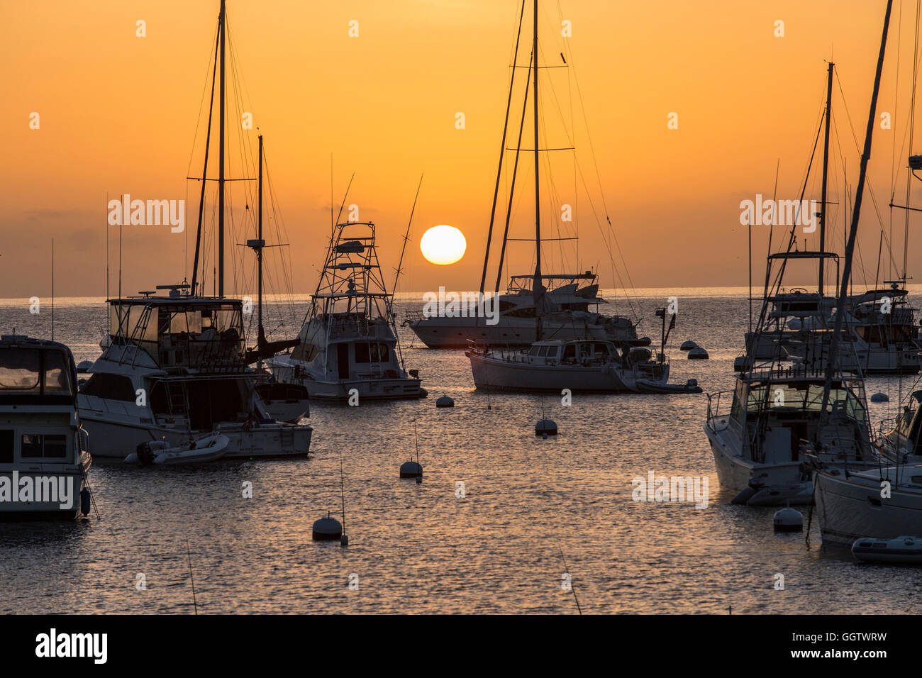 Boote bei Sonnenuntergang Stockfoto