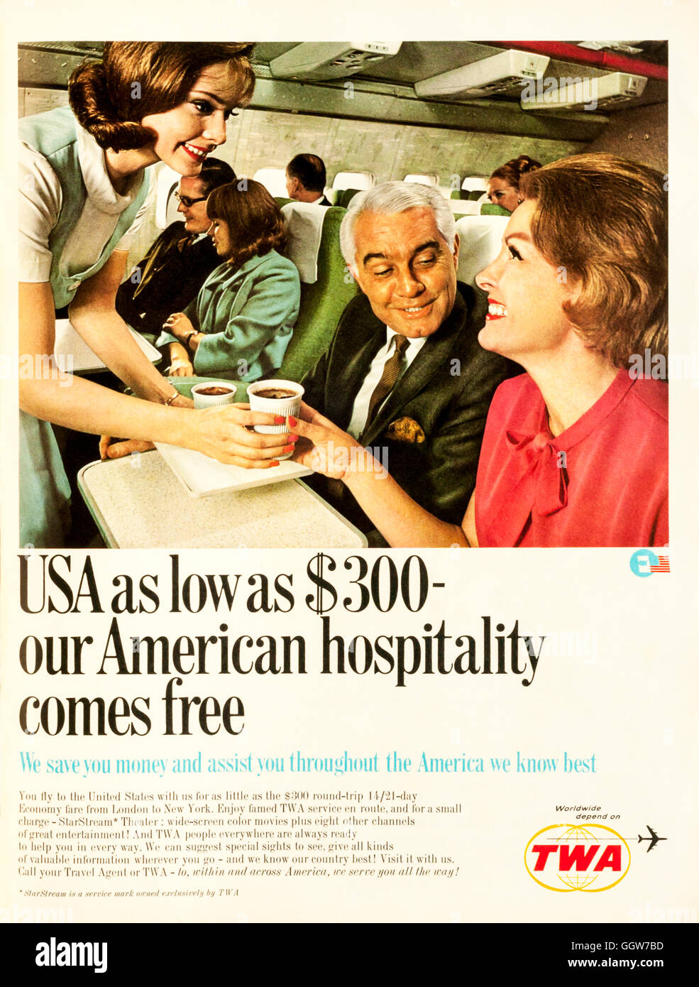1960er Jahre Magazin Werbung Werbung der amerikanischen Fluggesellschaft TWA oder Trans World Airlines. Stockfoto