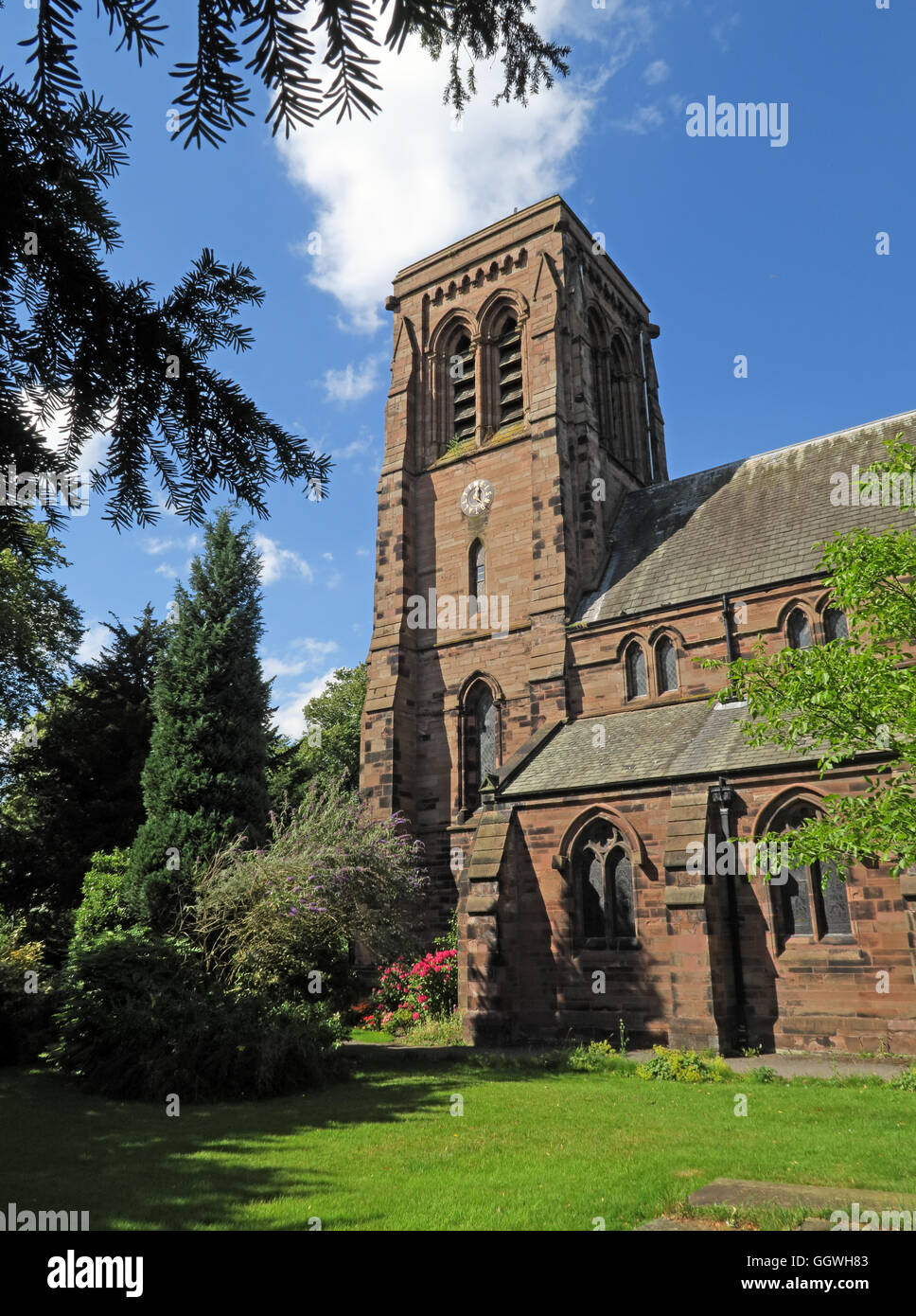 St Matthew Episcopal Church in dem Dorf Stretton, Cheshire, England, UK Stockfoto