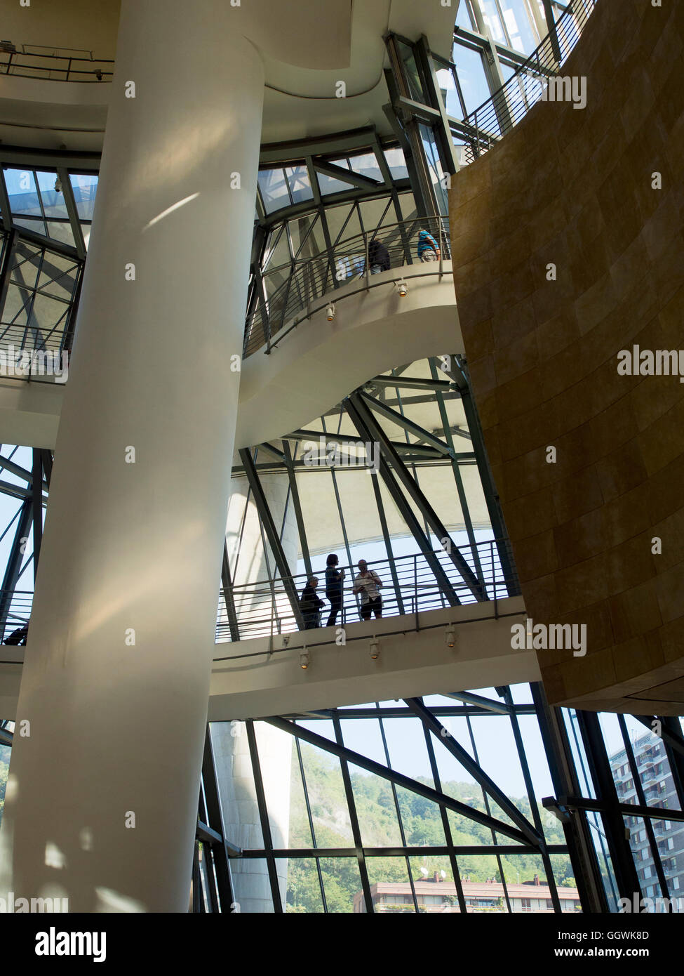 Im Inneren das Guggenheim Museum, Bilbao Stockfoto