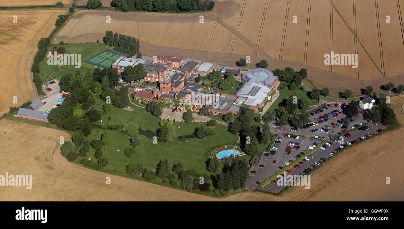Luftaufnahme des Ragdale Halle Gesundheits-Hydro und Thermalbad in der Nähe von Melton Mowbray, Leicestershire, UK Stockfoto