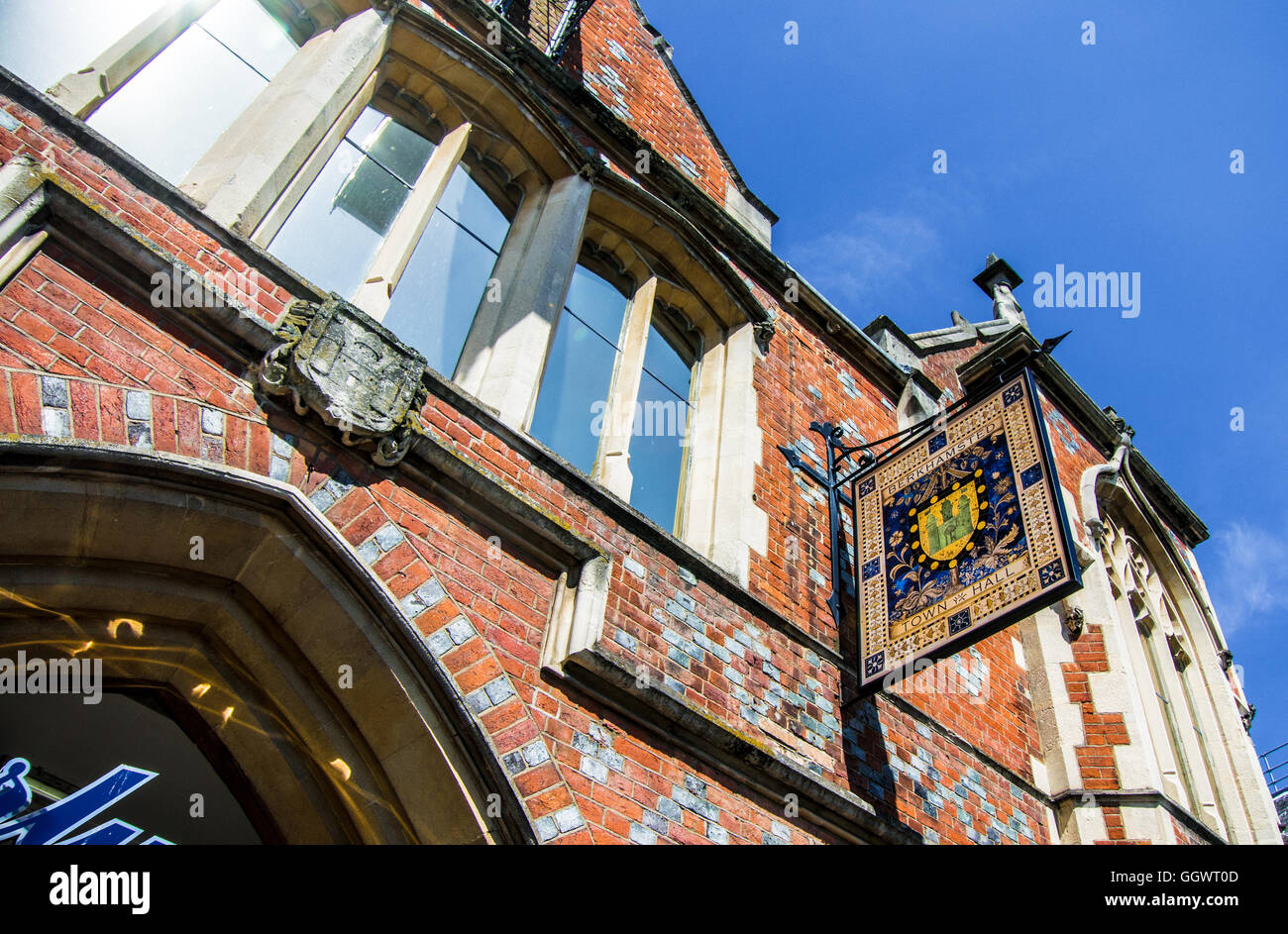 Viktorianischen Stil Berkhamsted Altstädter Rathaus, erbaut 1859 mit einer markanten gotischen Fassade Stockfoto