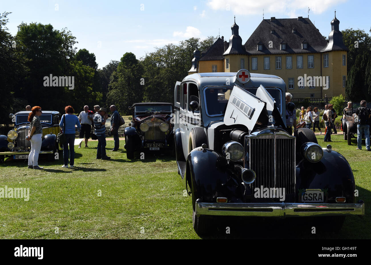 Jüchen, Deutschland. 6. August 2016. Ein Packard acht spezielle ab 1935 auf dem Oldtimer-Festival 11. Classic Days in Jüchen, Deutschland, 6. August 2016. Die jährliche Veranstaltung statt findet auf Schloss Dyck. Foto: Horst Ossinger, Dpa/Alamy Live-Nachrichten Stockfoto