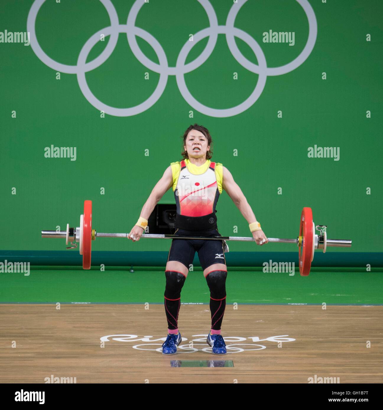 Rio De Janeiro, Brasilien. 6. August 2016. Hiromi Miyake (JPN)-Gewichtheben: Hiromi Miyake Japans konkurriert in der Frauen 48kg während der Rio 2016 Olympischen Spiele bei Riocentro Pavillon 2 in Rio De Janeiro, Brasilien. © Enrico Calderoni/AFLO SPORT/Alamy Live-Nachrichten Stockfoto