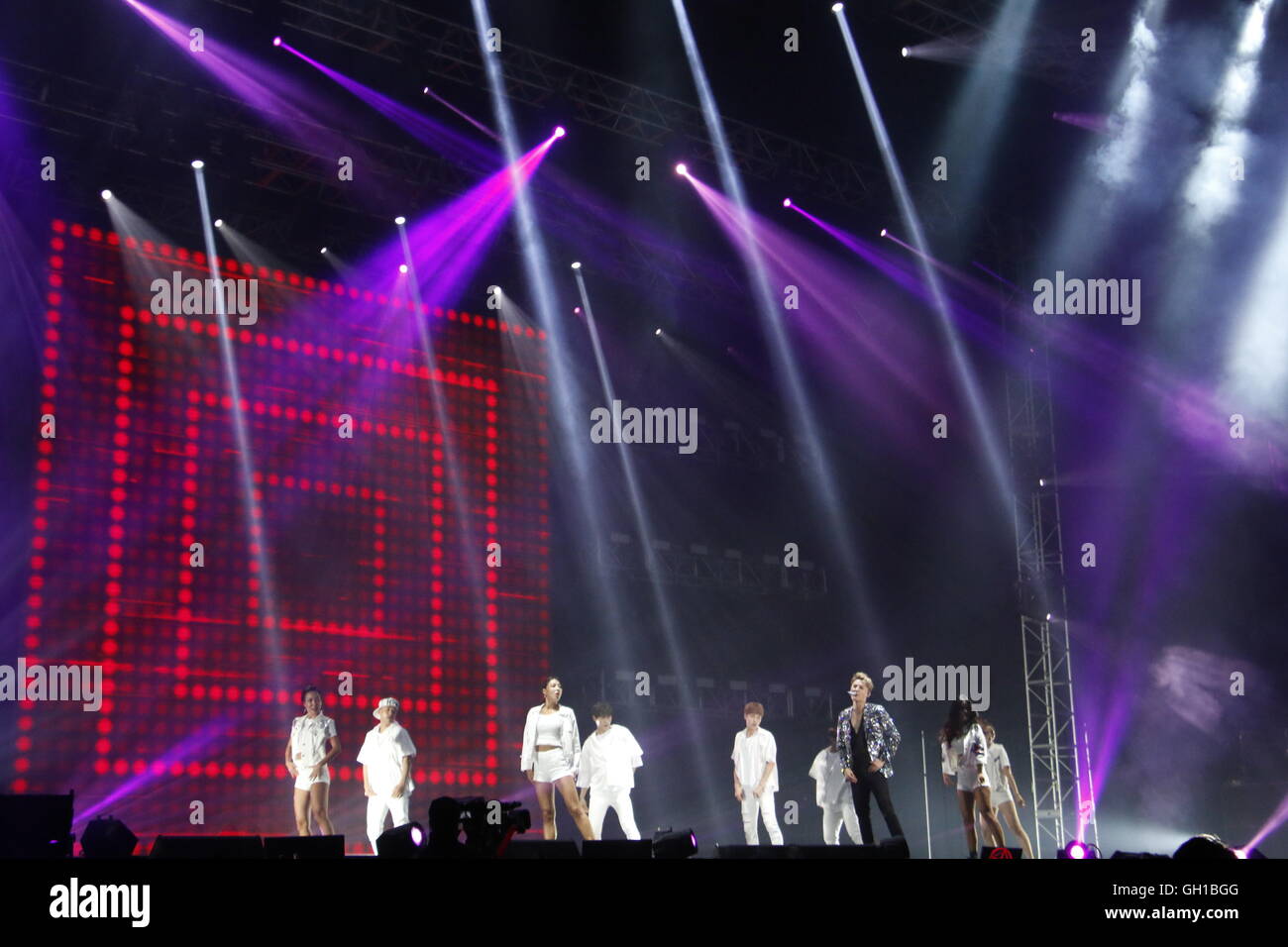 JYJ Mitglied Xiah Jun-so hält XIA 5. Asien Tour Konzert XIGNATURE in Hong Kong, China am 7. August 2016. Stockfoto