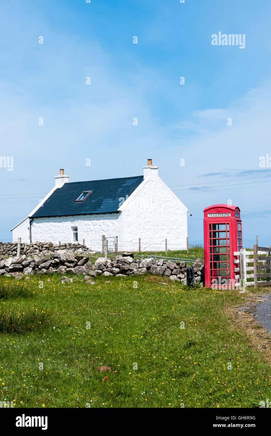 Entfernten Telefonzelle in der Nähe von Cleit auf der Insel Barra in den äußeren Hebriden. Stockfoto