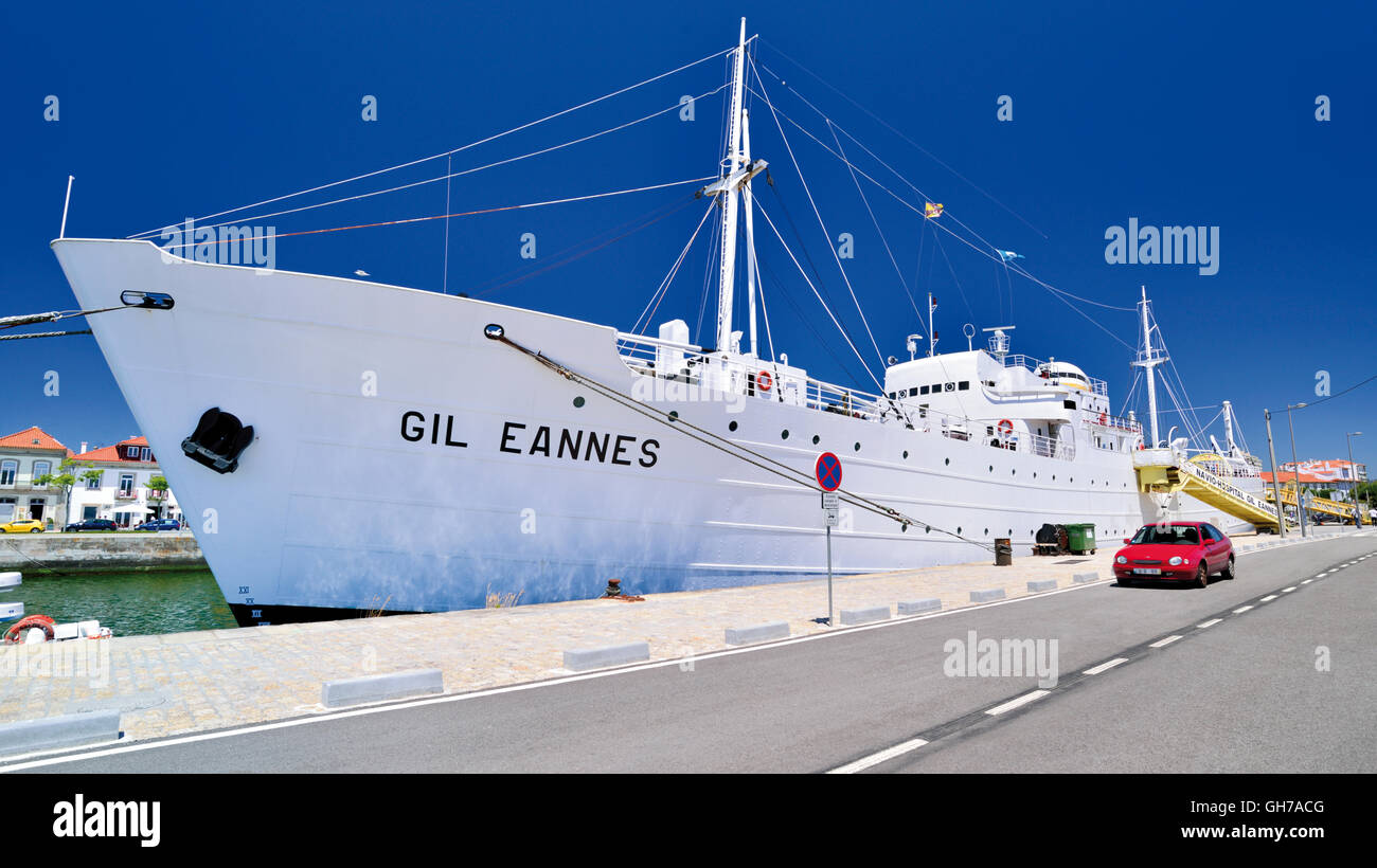 Portugal, Minho: Außenansicht des Museumsschiff Gil Eannes am Hafen von Viana do Castelo Stockfoto