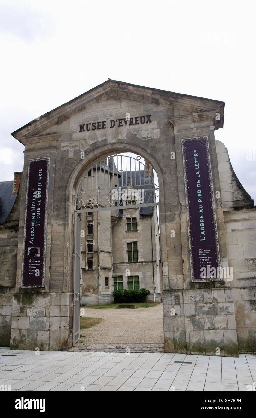 Eingang zum Evreux Museum 6 Rue Charles Corbeau, 27000 Évreux, Frankreich Le Musée d ' Art-Histoire-Archéologie Stockfoto