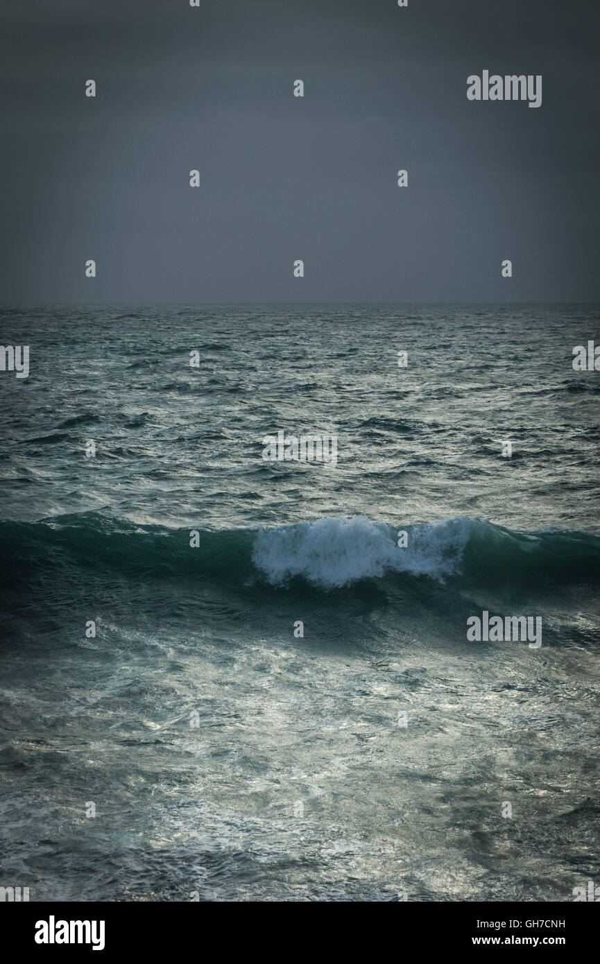 Stürmisches Wetter über den Atlantik zu sammeln. Stockfoto