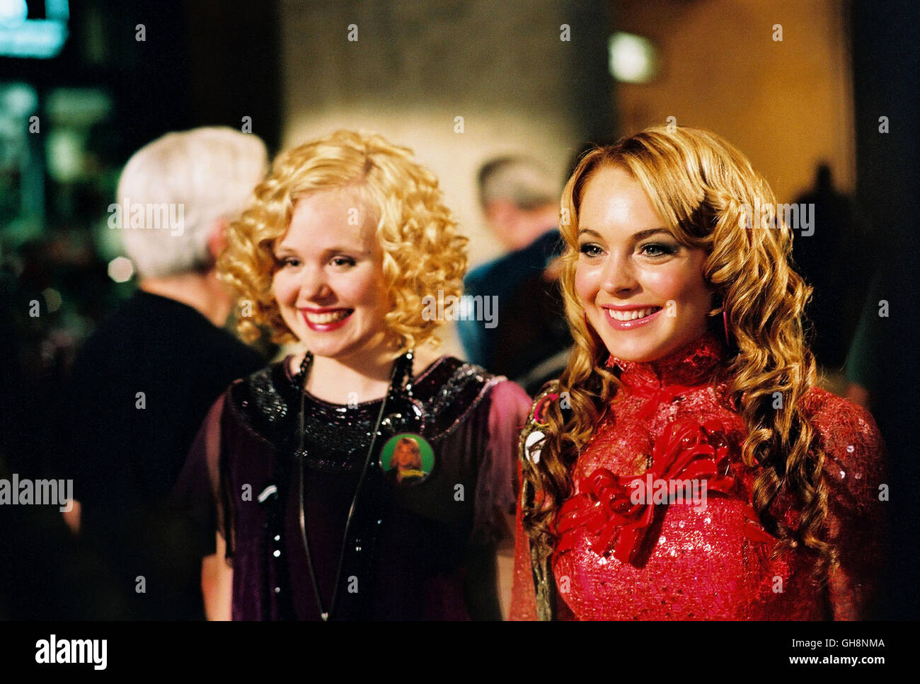 BEKENNTNISSE EINER HIGHSCHOOL DIVA / Geständnisse von einem Teenage Drama Queen USA 2004 / Sara Sugarman Lola (LINDSAY LOHAN) Und Ella (Alison Pill) Regie: Sara Sugarman aka. Confessions of a Teenage Drama Queen Stockfoto