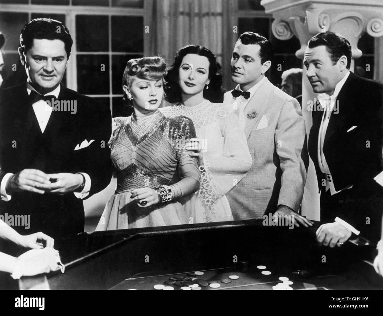 ZIEGFELD GIRL Ziegfeld Girl USA 1941 Robert Z. Leonard Szene Mit LANA TURNER (Sheila/Flatbush Regan), HEDY LAMARR (Sondra Kolter), TONY MARTIN (Frank Merton) Film, Fernsehen, Musik, 40er Regie: Robert Z. Leonard aka. Ziegfeld Girl Stockfoto