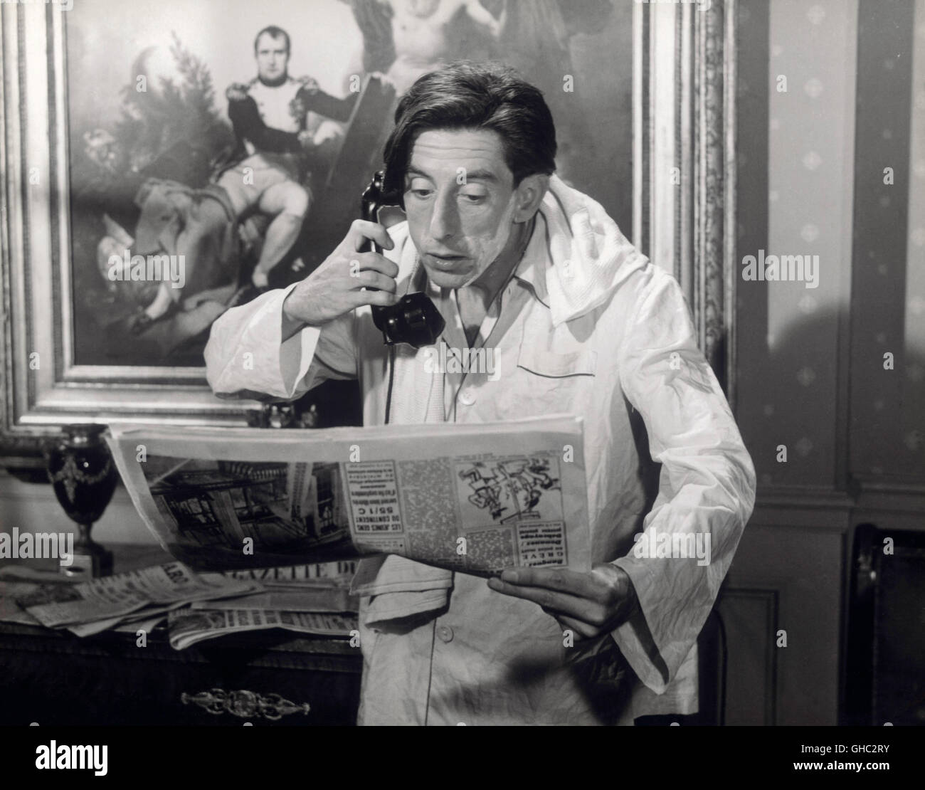 KOMMISSAR MAIGRET STELLT EINE FALLE Maigret neigen un Piege Frankreich/Italien 1957 Jean Delannoy HUBERT DE LAPPARENT Regie: Jean Delannoy aka. Maigret neigen un piege Stockfoto