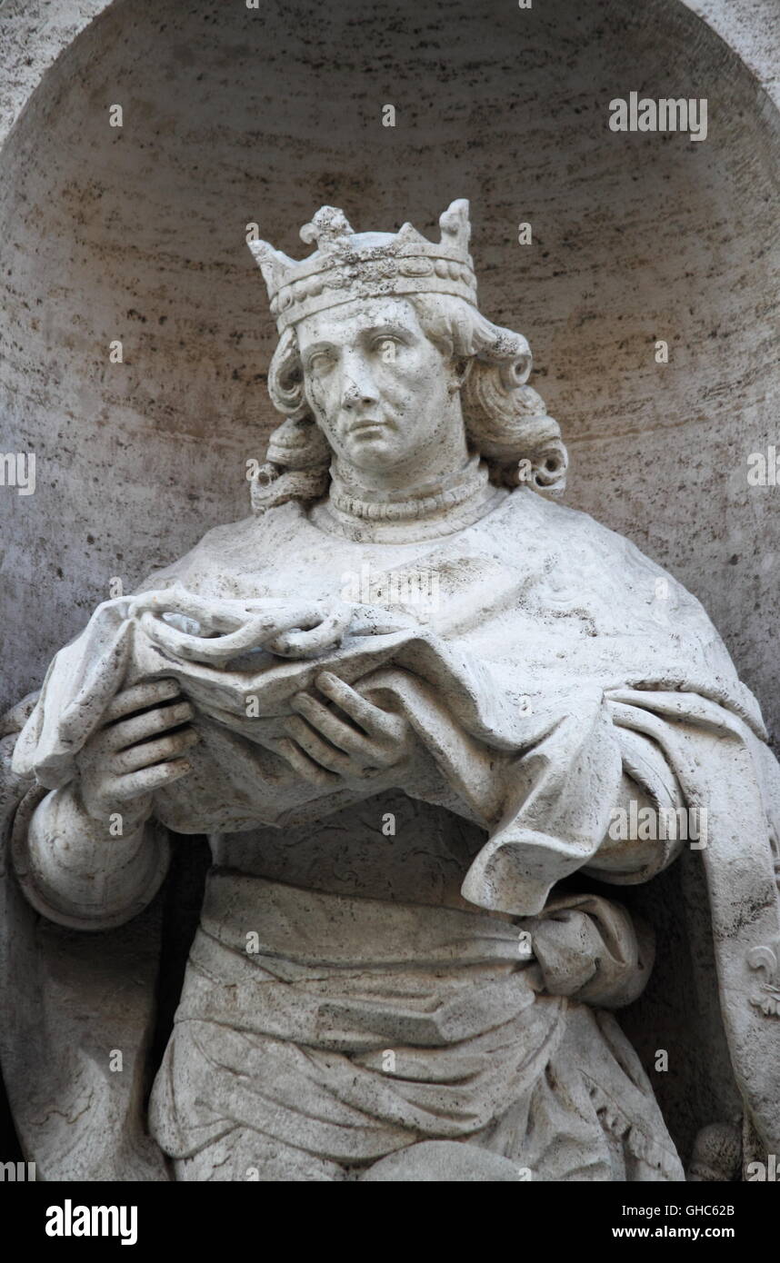 Statue von Saint Louis in Saint Louis Kathedrale von Rom, Italien Stockfoto