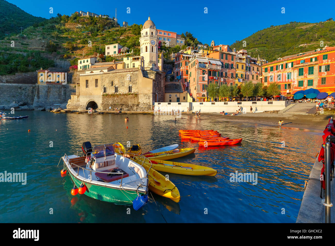 Panorama von Vernazza, Cinque Terre, Ligurien, Italien Stockfoto