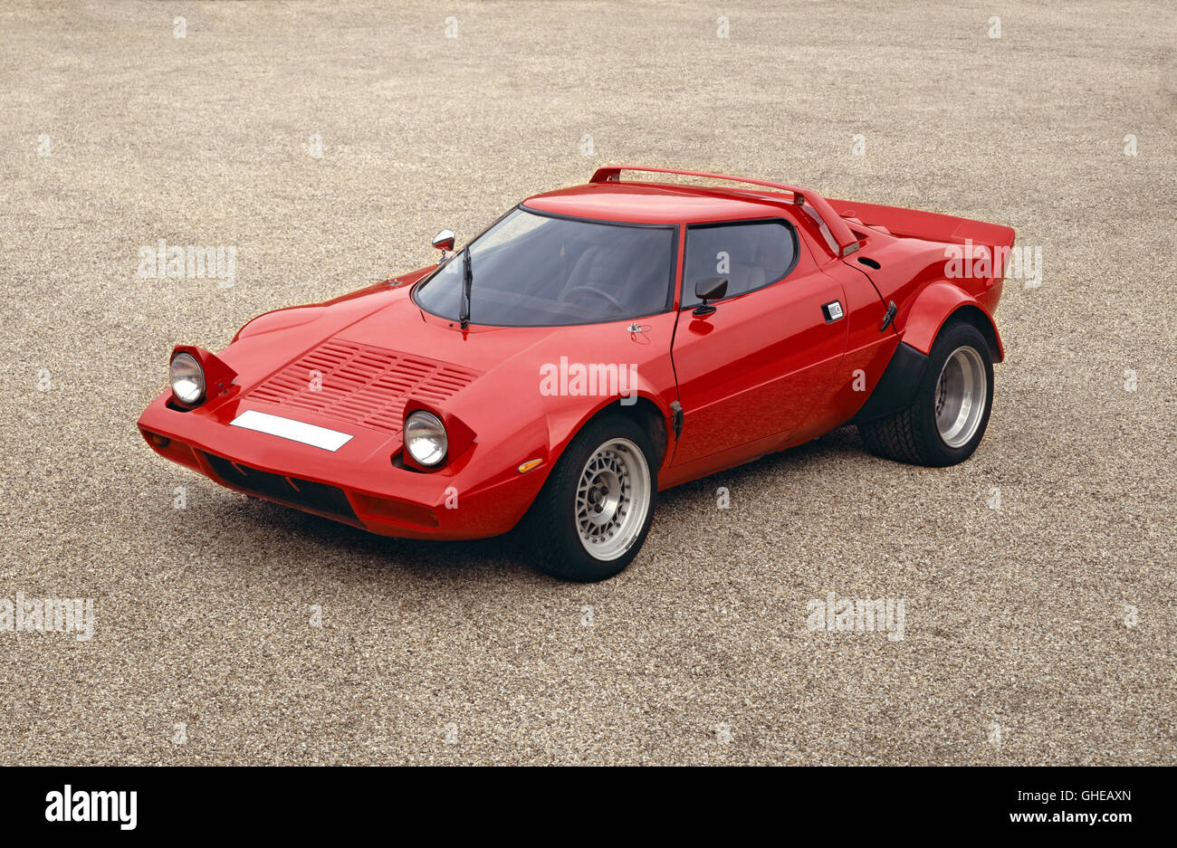 1975 Lancia Stratos V6 2 5 Liter 4 OHC 2 türige Coupé Lancia Rallye-Weltmeisterschaft gewann 1974-75 und 76 mit der Stratos Stockfoto