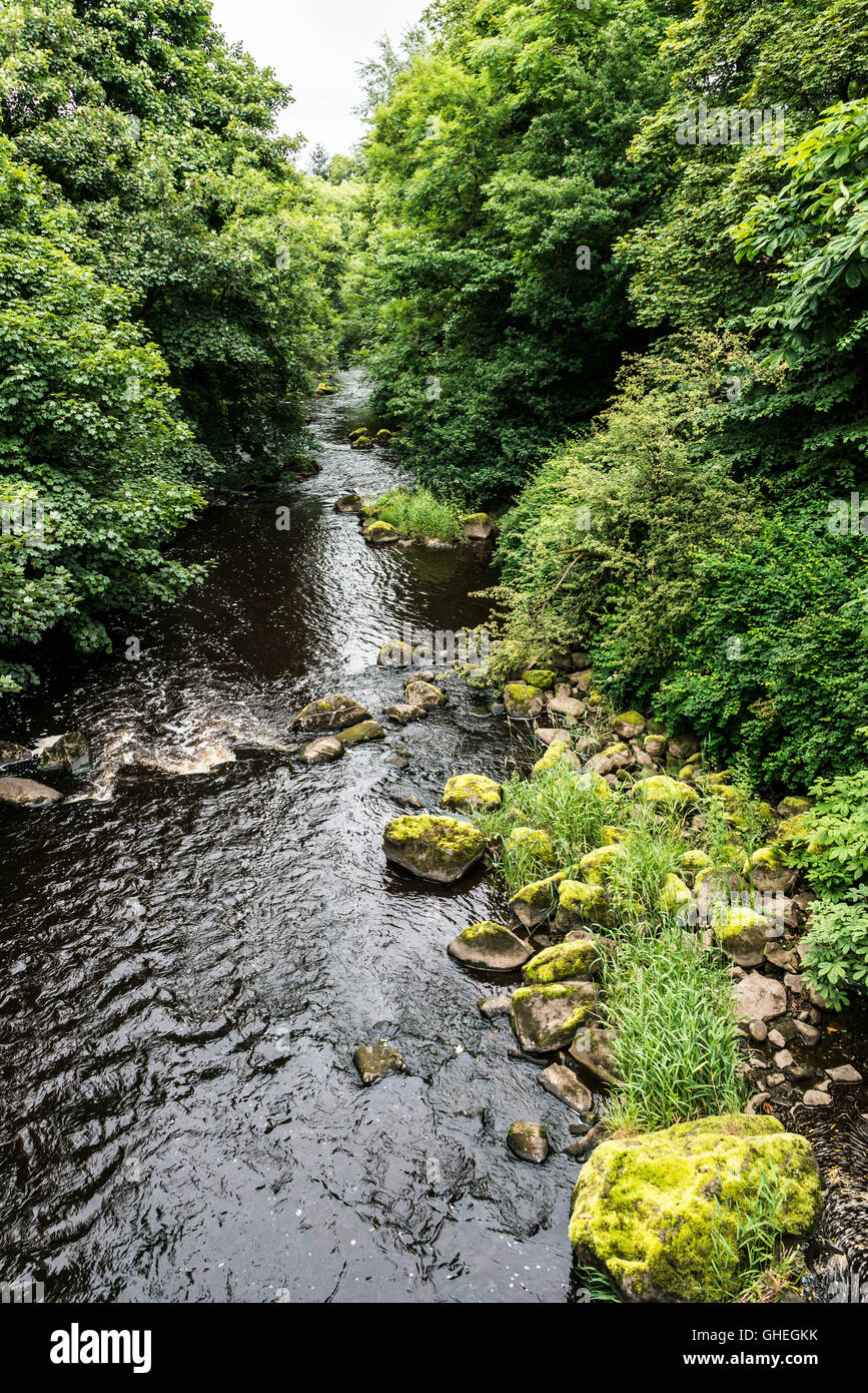 Der Fluss Mandel, Livingston, West Lothian, Schottland Stockfoto