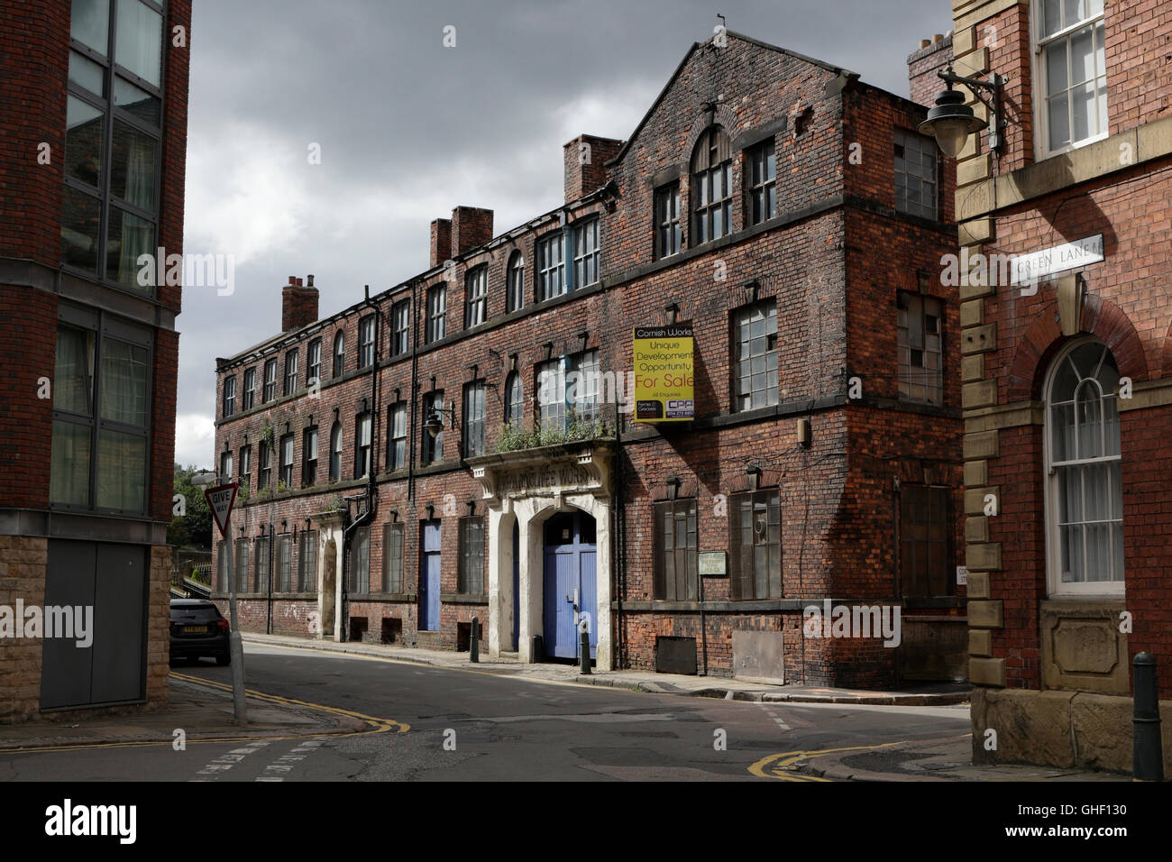 Wharncliffe arbeitet in Shalesmoor Sheffield, England, Großbritannien, verlassenes Fabrikgebäude, das auf Sanierung wartet, unter Denkmalschutz gestellt ist Stockfoto