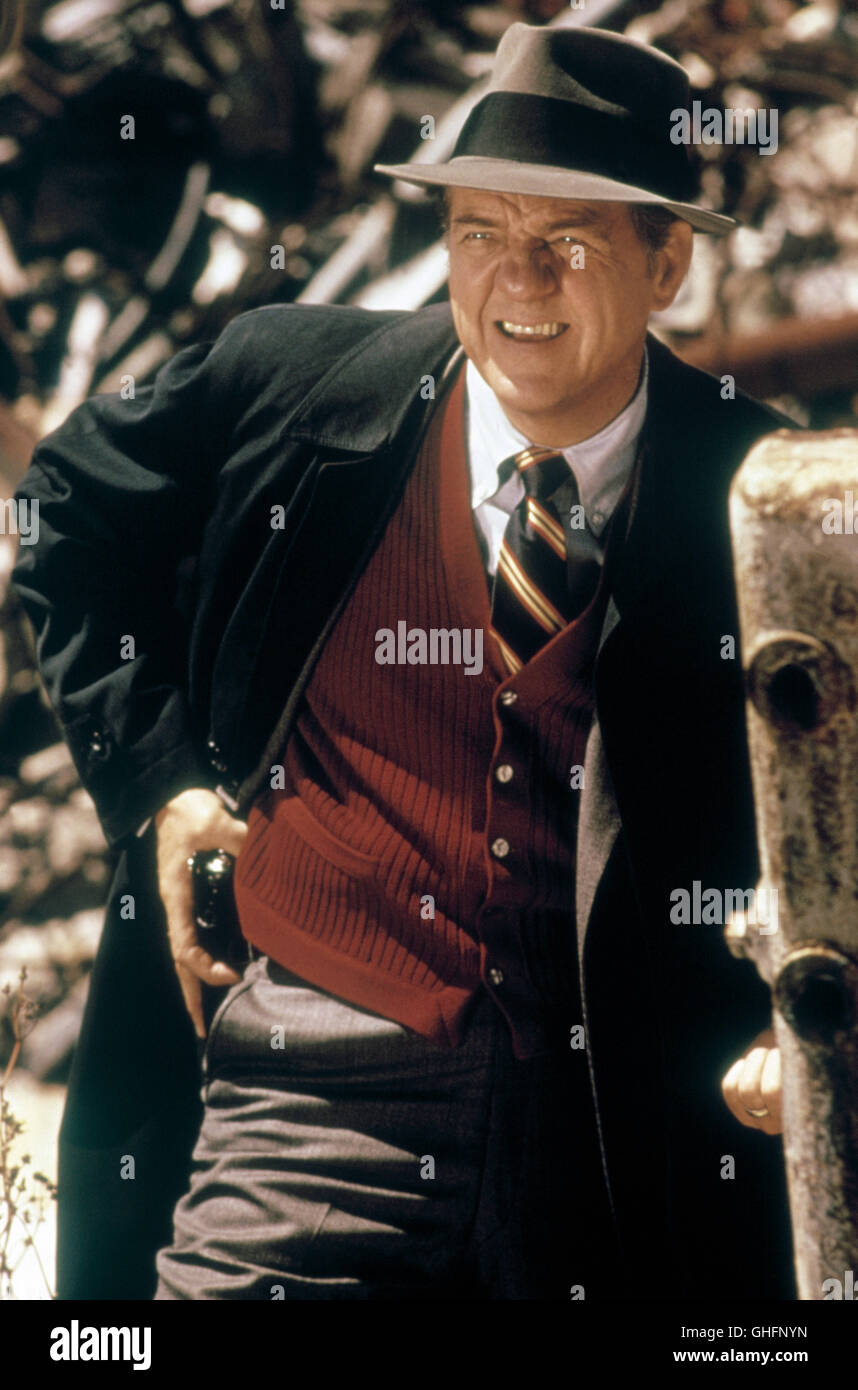 KARL MALDEN, geboren 22. März 1912, Chicago, Illinois, USA. Feiern Geburtstag: 95 (22. März 2007). Bild: Karl Malden als Detective Lt. Mike Stone in "die Straßen von San Francisco", Fernsehserie, folgen, 1972-1977. Stockfoto