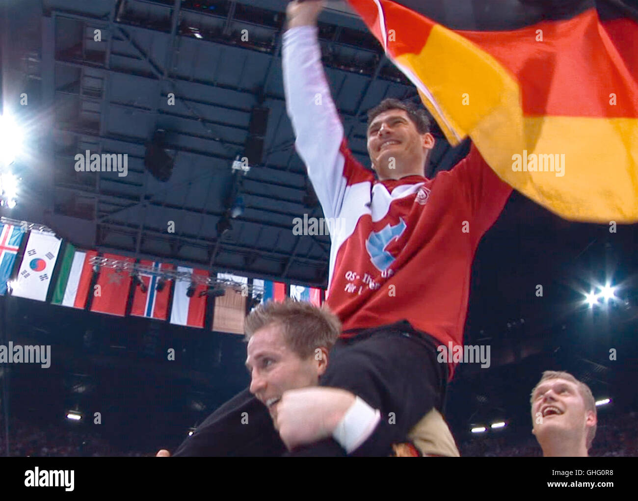 Projekt Gold - Eine Deutsche Handball-WM / von links Nach Rechts: OLIVER ROGGISCH, HENNING FRITZ, JOHANNES BITTER Regie: Winfried Oelsner aka. Projekt Gold - Eine Deutsche Handball-WM Stockfoto