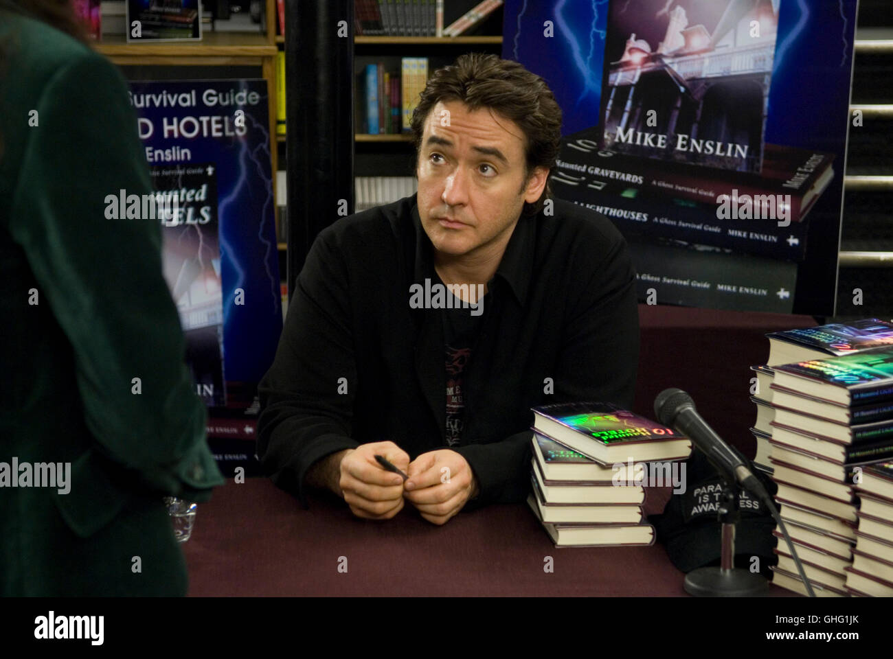 Zimmer 1408 / Mike Enslin (JOHN CUSACK) Regie: Mikael Hafström aka. 1408 Stockfoto