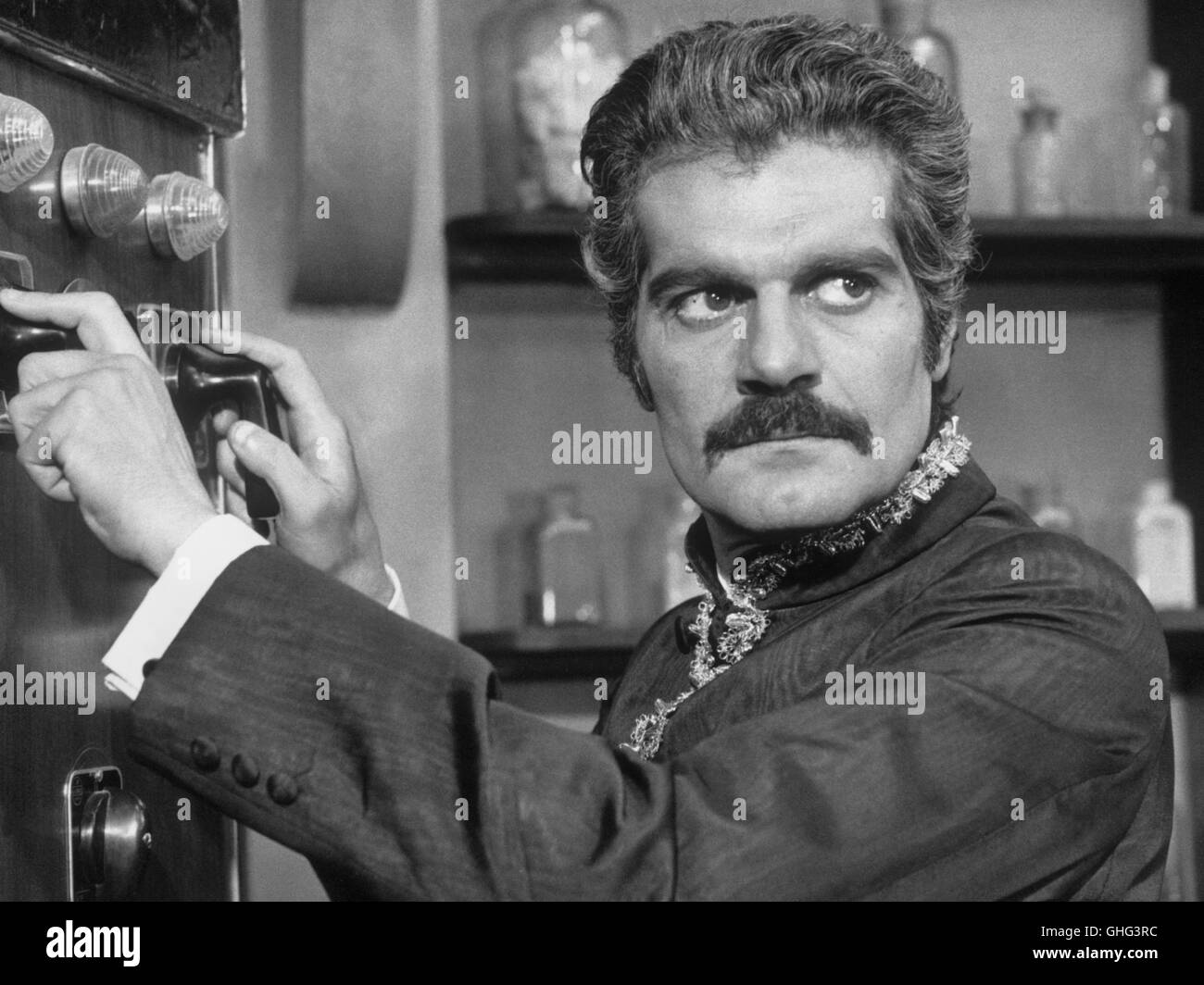 OMAR SHARIF (Kapitän Nemo) Regie: J. Bardem, H. Colpi Stockfoto