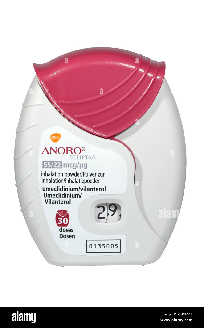 Ein 55/22 µg Dispenser von Anoro Ellipta Umeclidinium/Vilanterol Dry Powder Inhaler isoliert auf weißem Hintergrund Stockfoto