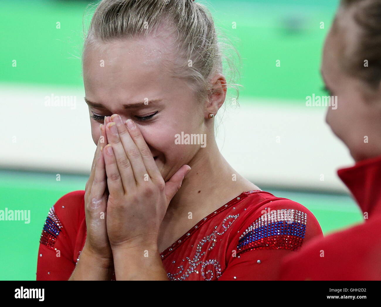 Rio De Janeiro Brasilien 9 August 2016 Russlands Angelina Melnikova Reagiert Nach Dem Gewinn Der Silbermedaille Im Kunstturnen Frauen Team Endgultig In Die Rio 2016 Olympischen Sommerspiele In Dem Rio Olympic Arena