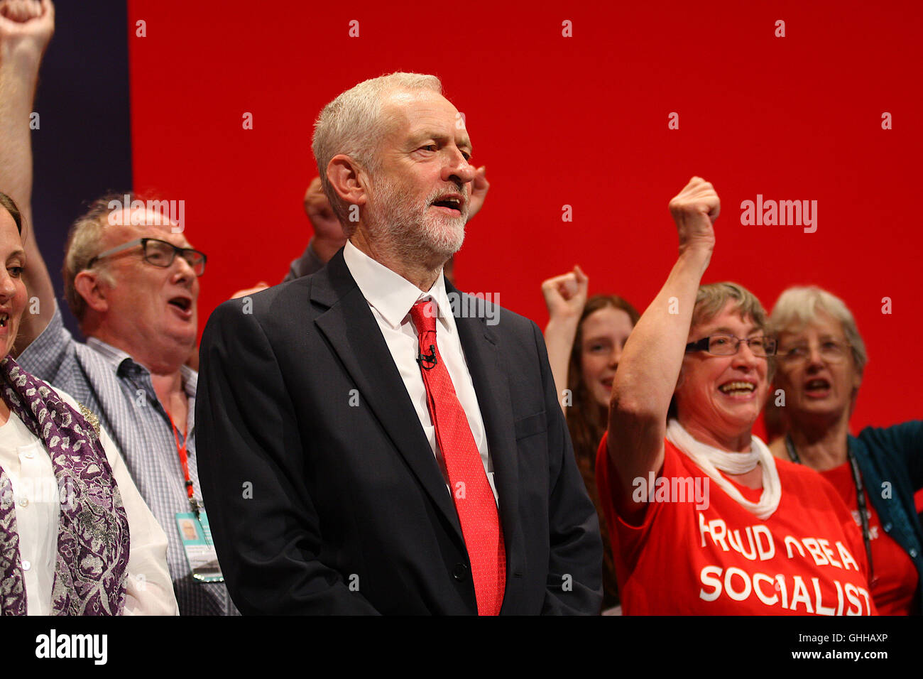 Labour Leader Jeremy Corbyn hält seine Rede an den Labour-Parteitag in Liverpool 2016 Stockfoto