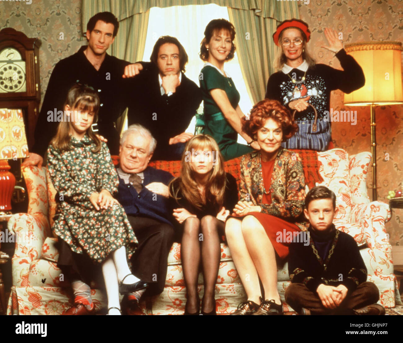 V.L.n.R.: Leo Fish(DALYN McDERMOTT), Tommy Larson (ROBERT DOWNEY Jr.), Joanne Wedman (CYNTHIA STEVENSON), Tante Glady(GERALDINE CHAPLIN), ZACK DUHAME, Adele Larson(ANNE BANCRFOT) Und EMILY ANN LLOYD. Regie: Jodie Foster aka. Home For The Holidays Stockfoto