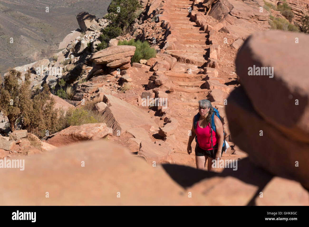 Grand Canyon National Park, Arizona - ein Wanderer auf dem South Kaibab Trail. Stockfoto