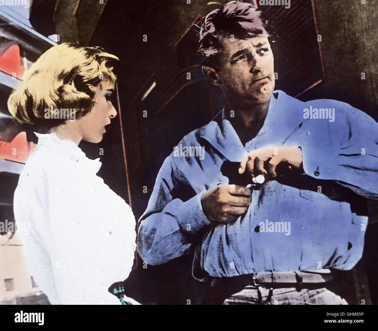 Hügel des Schreckens ELISABETH HELLER ROBERT MITCHUM Regie: Robert ...