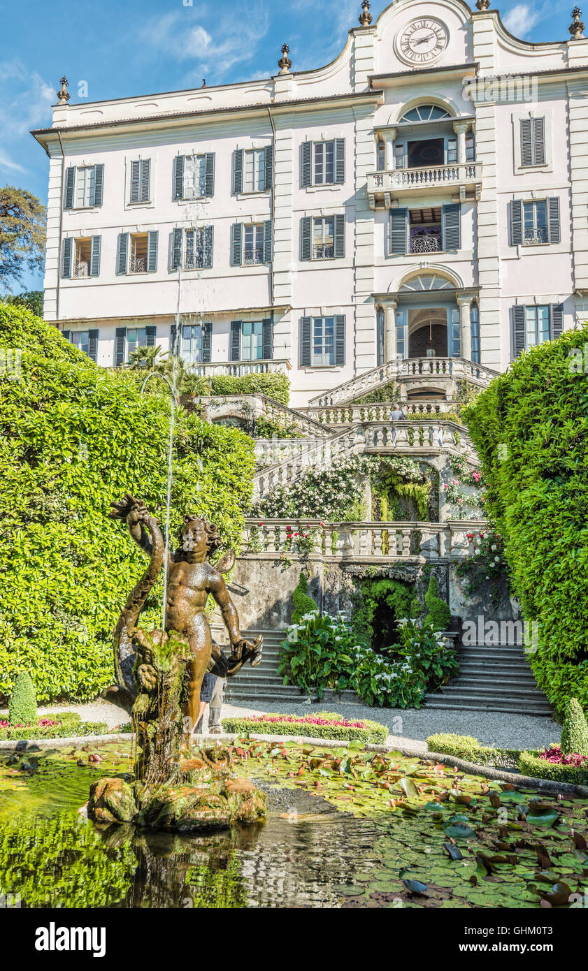 Brunnen in der Villa Carlotta in Tremezzina am Comer See, Lombardei, Italien Stockfoto