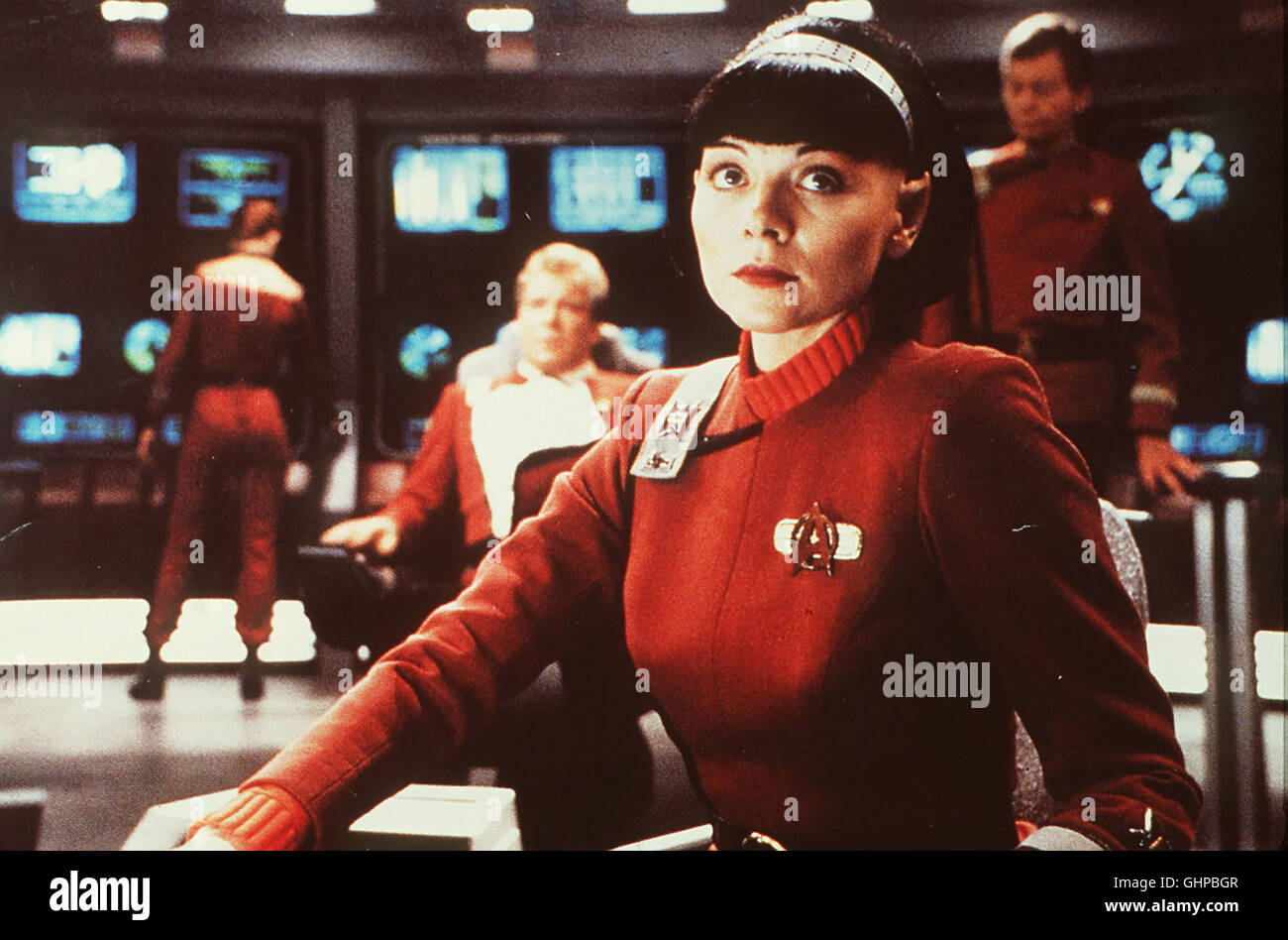 Star Trek VI: Das Unentdeckte Land-Nachdem Sie Den Klingonen-Kanzler Gorkon Ermordet Haben Sollen, Werden Captain Kirk Und Dr. McCoy Zu Lebenslanger Haft Auf Einem Eisplaneten Verurteilt. Spock Und die Crew der "Enterprise" Setzen Alles Daran, sterben Unterwerk Attentäter Zu Entlarven Und Einen Anschlag Auf Den Präsidenten der Förderation Zu Vereiteln. Foto: Lt. Valeris (KIM CATTRALL). Regie: Nicholas Meyer aka. Star Trek VI: Das unentdeckte Land Stockfoto