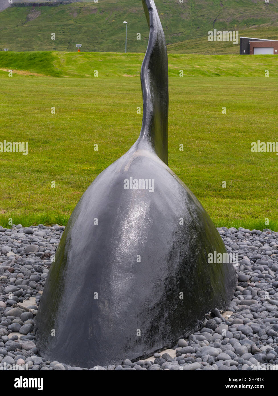 Gewitter Skulptur männlichen Orca von Unnsteinn Guomundsson Grundarfjörður Stadt Island Stockfoto