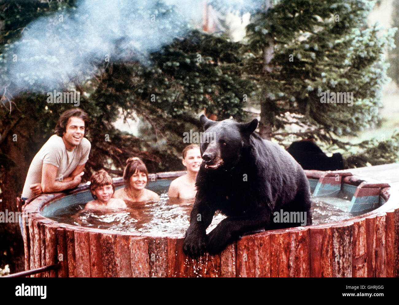 Noch Mehr Abenteuer der Familie Robinson in der Herdenstrukturen - sterben Robinsons Stehen Nach Überstandenem Winter Wieder diversen Launen der Natur Sprachlernspiels... Bild: ROBERT F. LOGAN (Skip), Schinken LARSEN (Toby), SUSAN DAMANTE SHAW (Pat), Heidekraut RATTRAY (Jenny) Regie: John Cotter aka. Berg-Familie Robinson Stockfoto