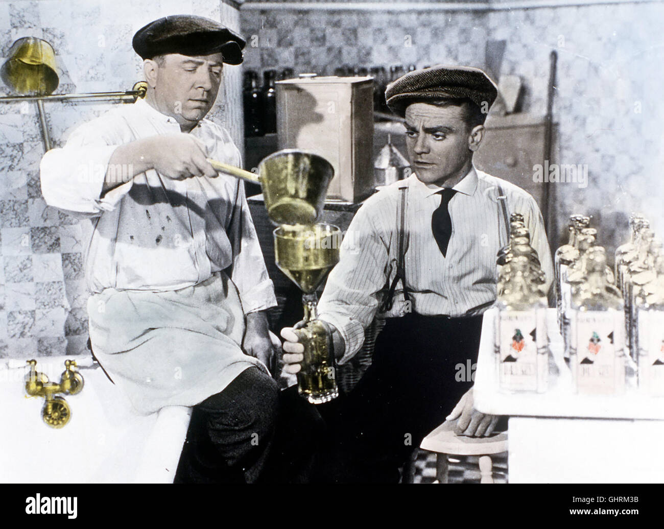 Die wilden Zwanziger - Aus Drei geführt Und Freunden Werden Zur Prohibitionszeit Geschäftspartner Im Kriminellen Alkoholgeschäft Und Später Todfeinde. Foto: Szene Mit JAMES CAGNEY (Rechts) als Eddie Bartlett. Regie: Raoul Walsh aka. Die Roaring Twenties Stockfoto