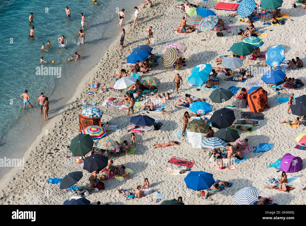 Strand von Tropea, Kalabrien, Italien Stockfoto