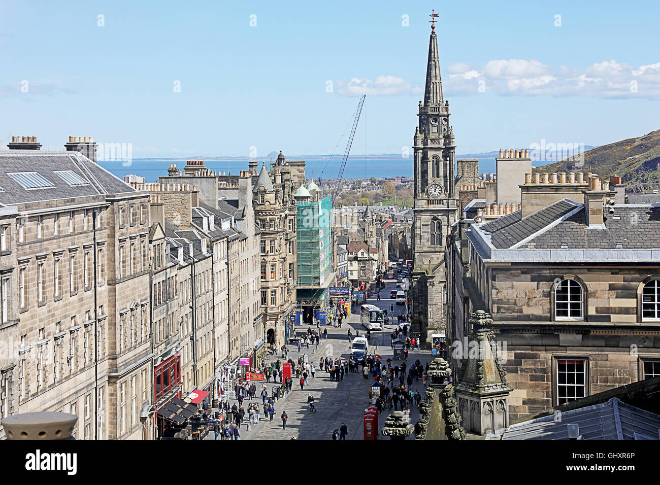 Blick auf die Royal Mile High Street von St Giles Cathedral.Edinburgh Stockfoto