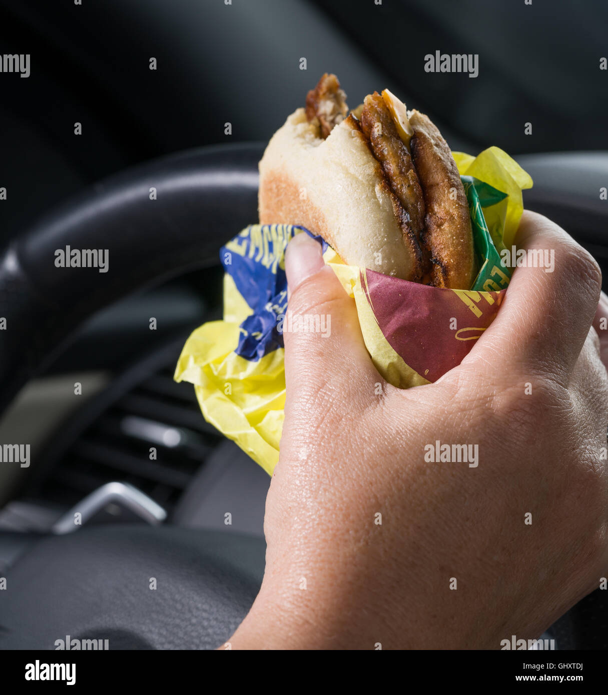 Frühstück in Amerika während der Fahrt Fast-food Stockfoto