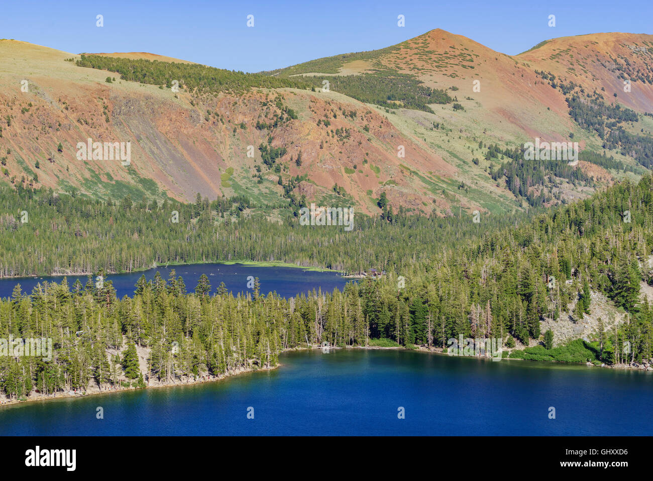 Luftbild von Lake George und See Marry in Mammoth Lake Stockfoto