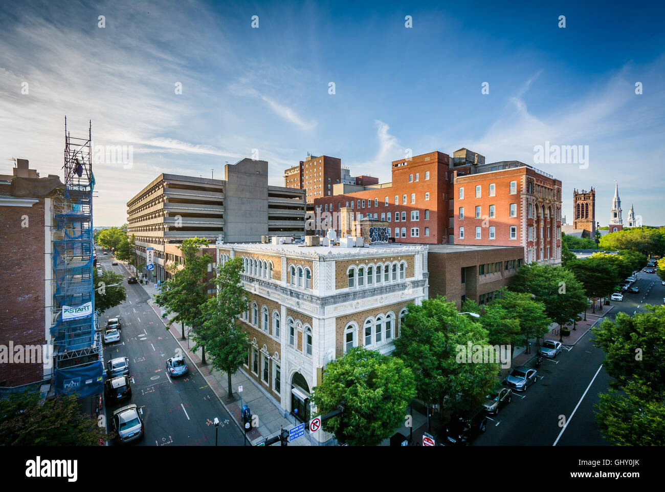 Ansicht von Gebäuden in der Innenstadt von New Haven, Connecticut. Stockfoto