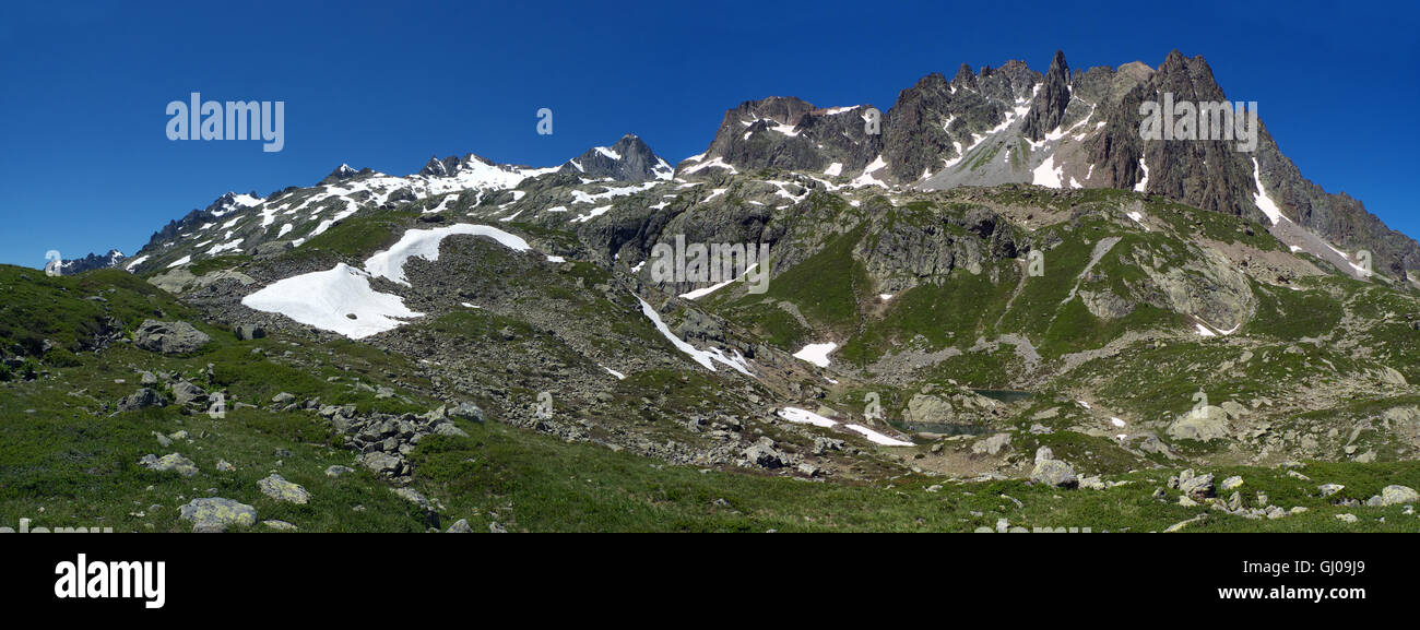 Zwei Lacs des Cheserys, Aiguilles Rouges Nature reserve, Chamonix-Mont-Blanc, Rhone Alpes, Haute Savoie, Frankreich, Europa, EU Stockfoto