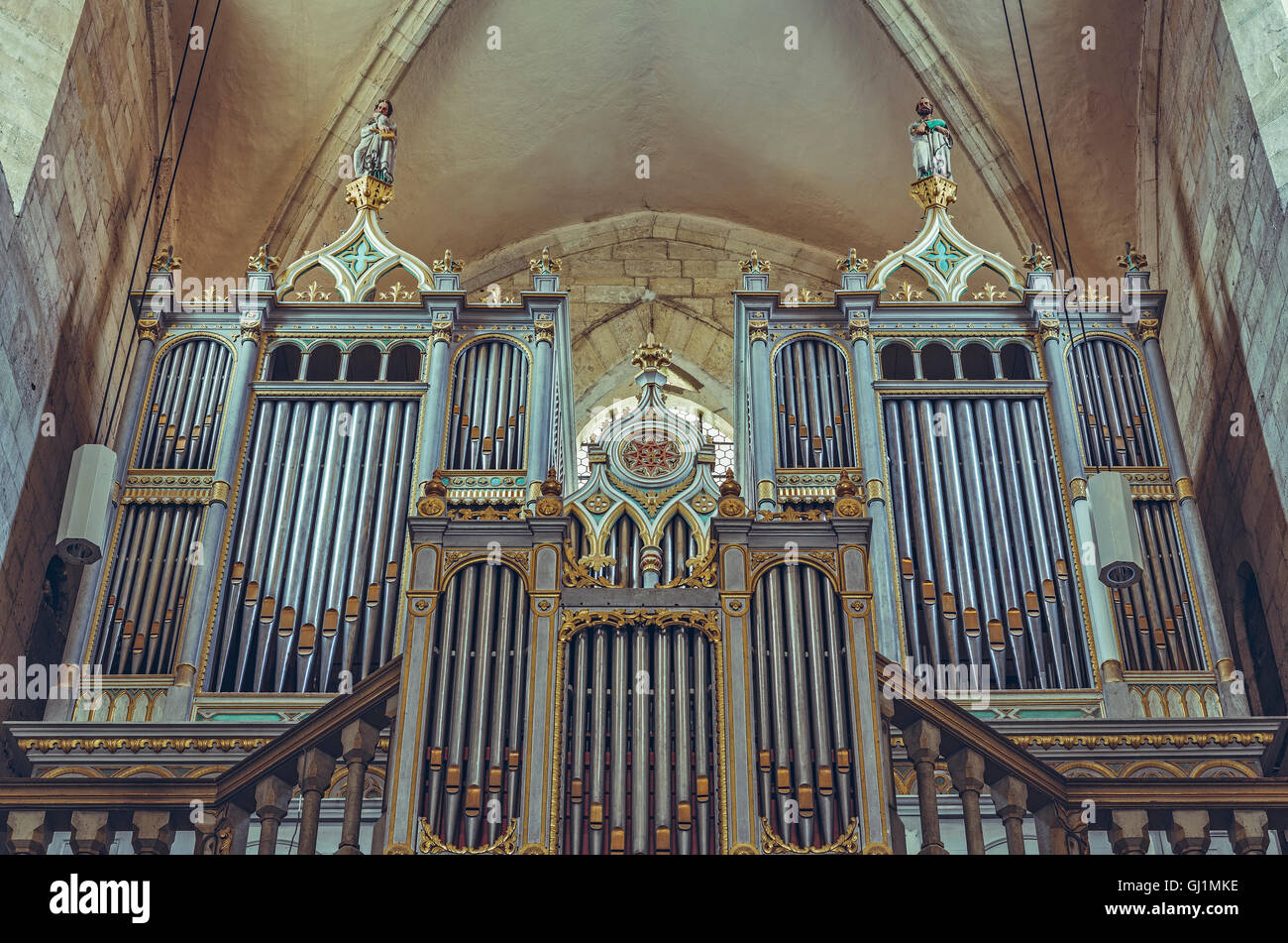 Alba Iulia, Rumänien - 24. Juli 2016: Neogotische Orgel 2209 Röhren von Kolonics Istvan erbaut 1877 in Saint Michael Cathedral, Stockfoto