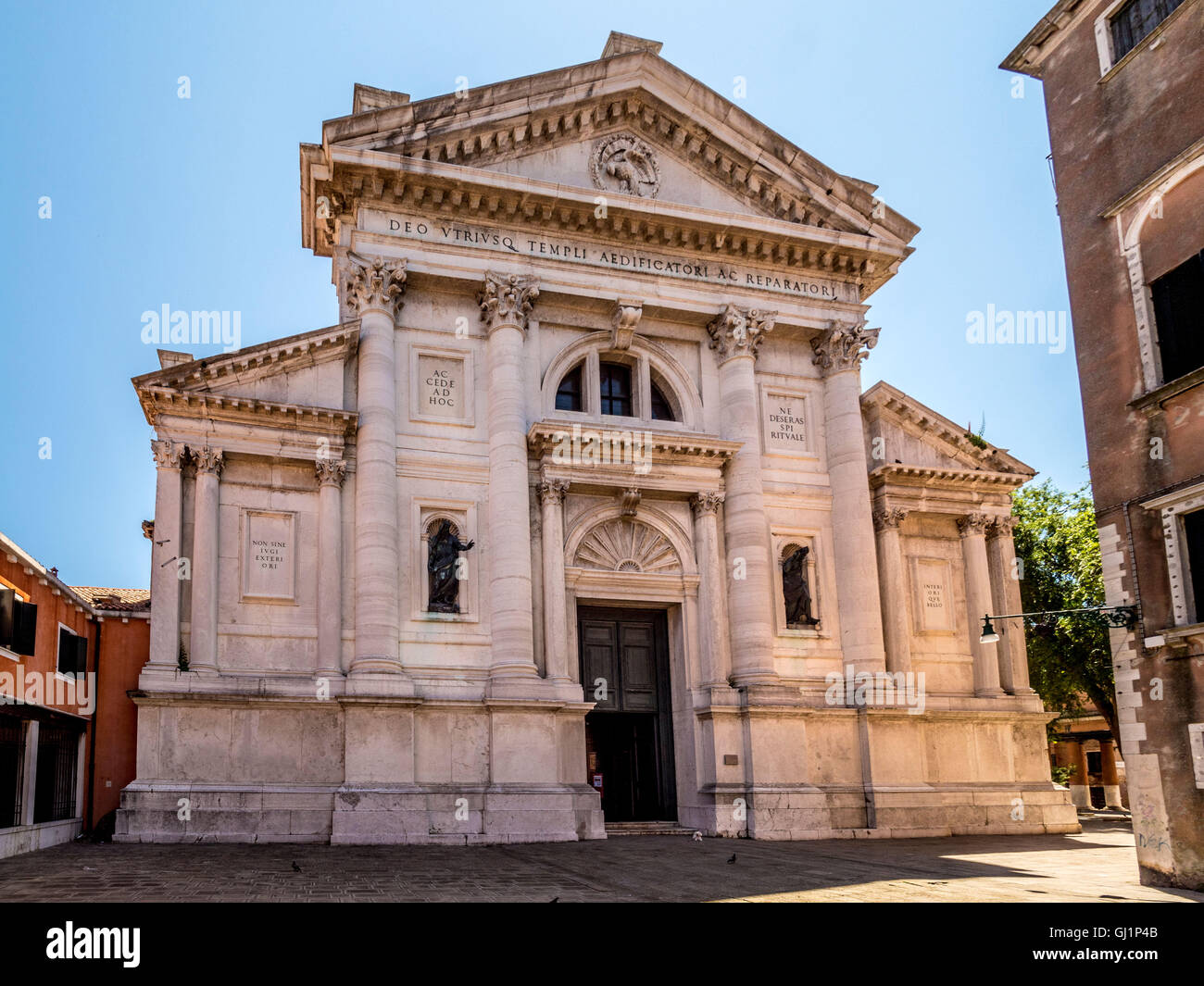 Außenfassade der Kirche von San Francesco della Vigna. Venedig, Italien. Stockfoto