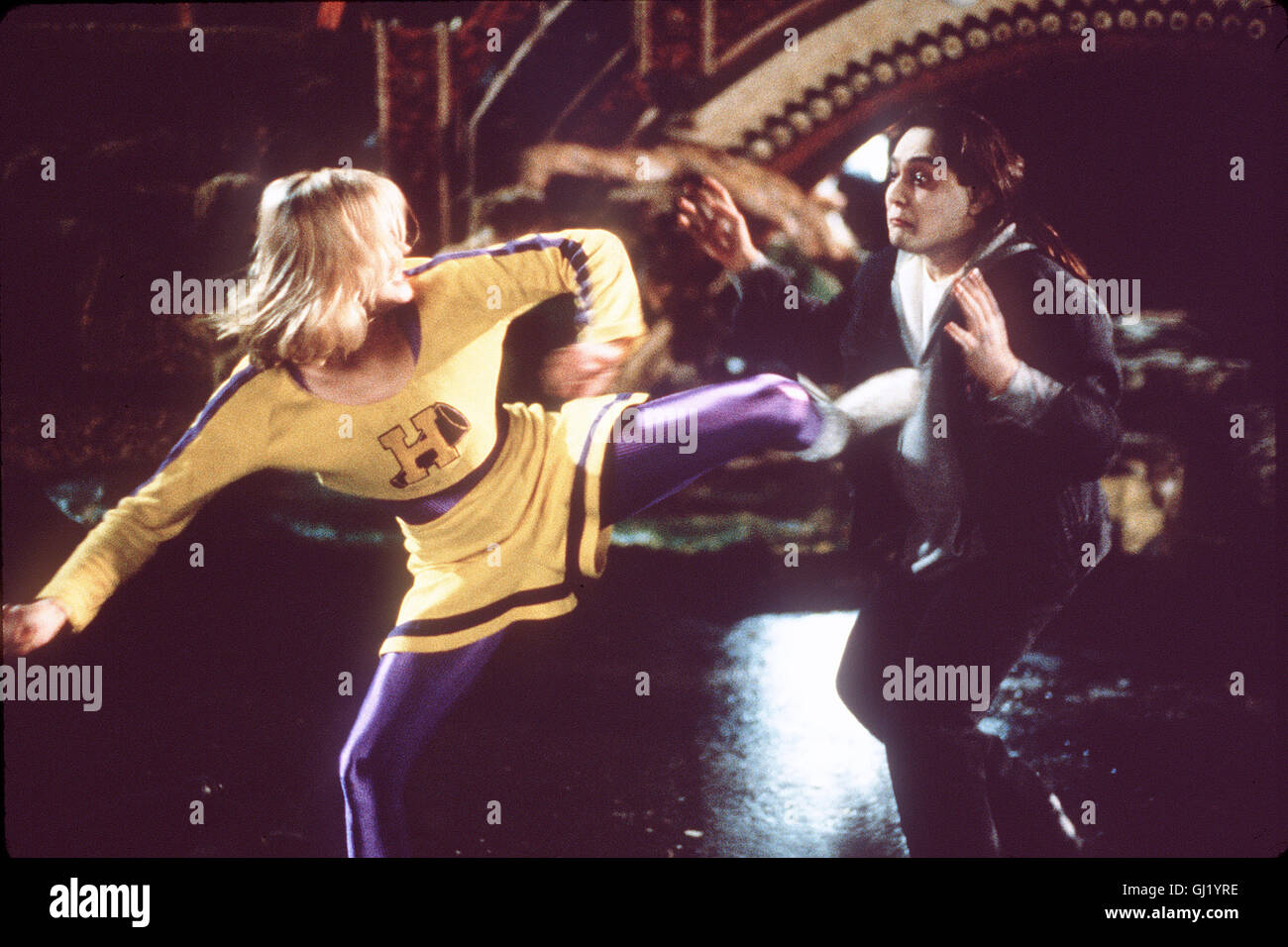 Buffy, der Vampirkiller Buffy (KRISTY SWANSON) Regie: Fran Rubel Kuzui aka. Buffy, the VampireSlayer Stockfoto