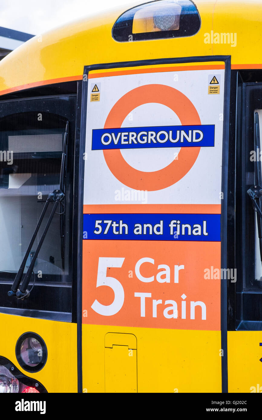 London Overground 5 Auto Bahnhof Watford Junction, Hertfordshire, England, Vereinigtes Königreich Stockfoto