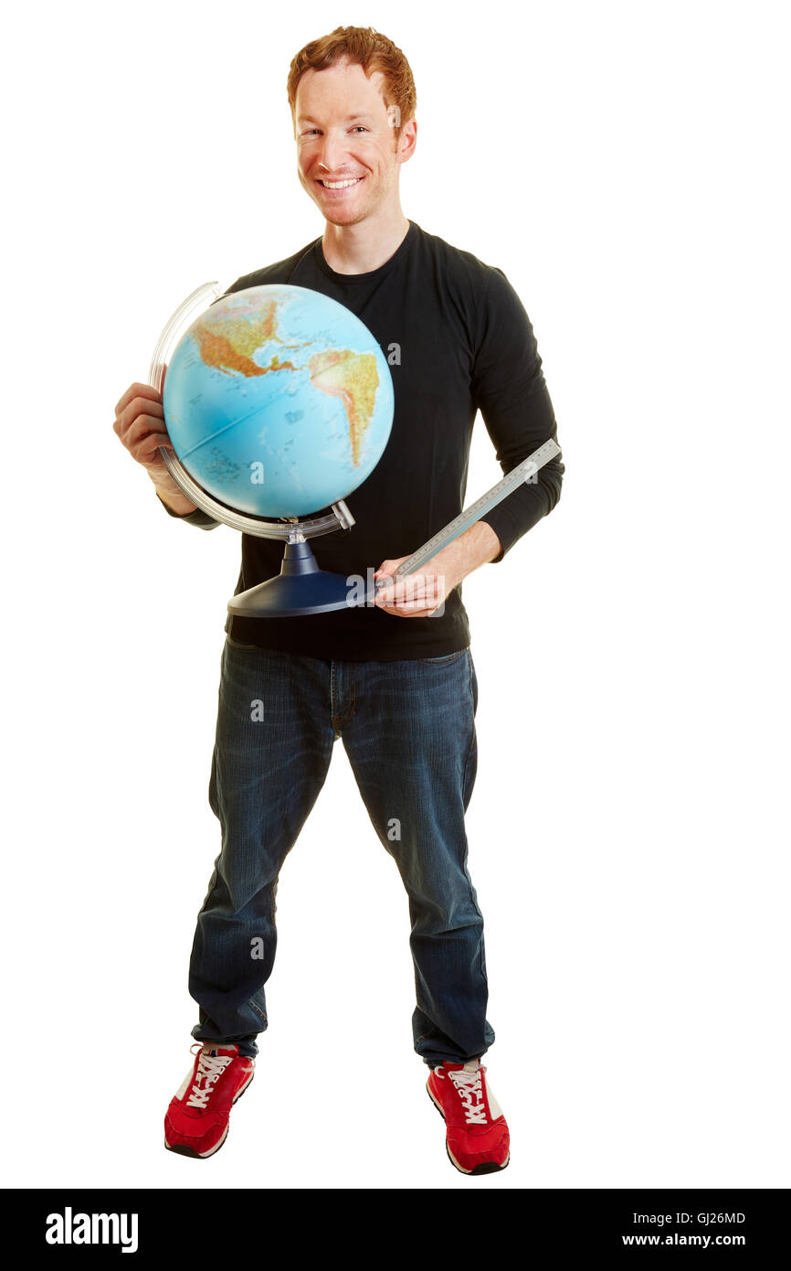 Geografielehrer lächelnd und hält einen Globus auf weißem Hintergrund Stockfoto