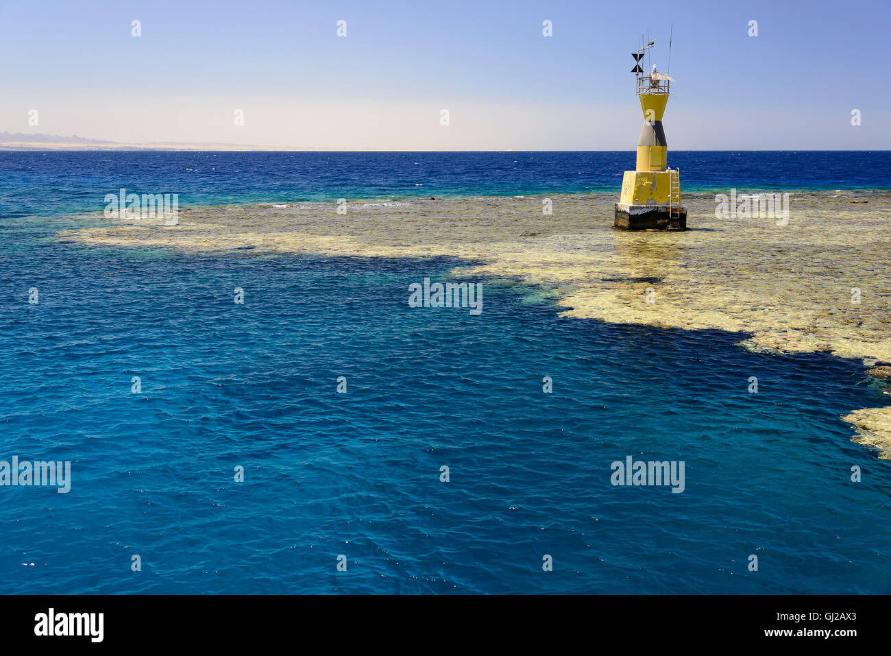 Leuchtturm auf gefloateten Welle, Safaga, Rotes Meer, Ägypten, Afrika Stockfoto