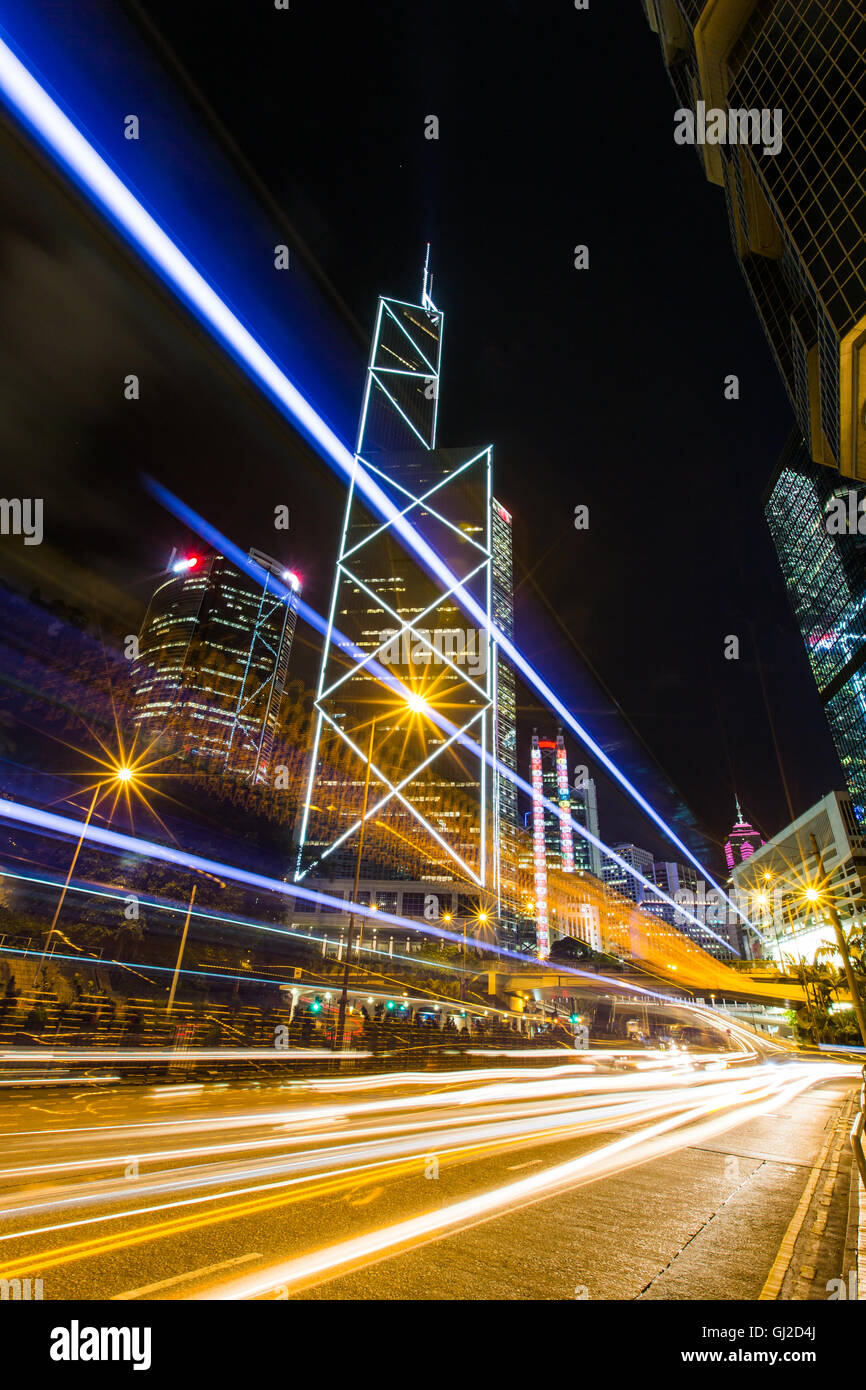 Hong Kong Business District bei Nacht mit Licht Stockfoto