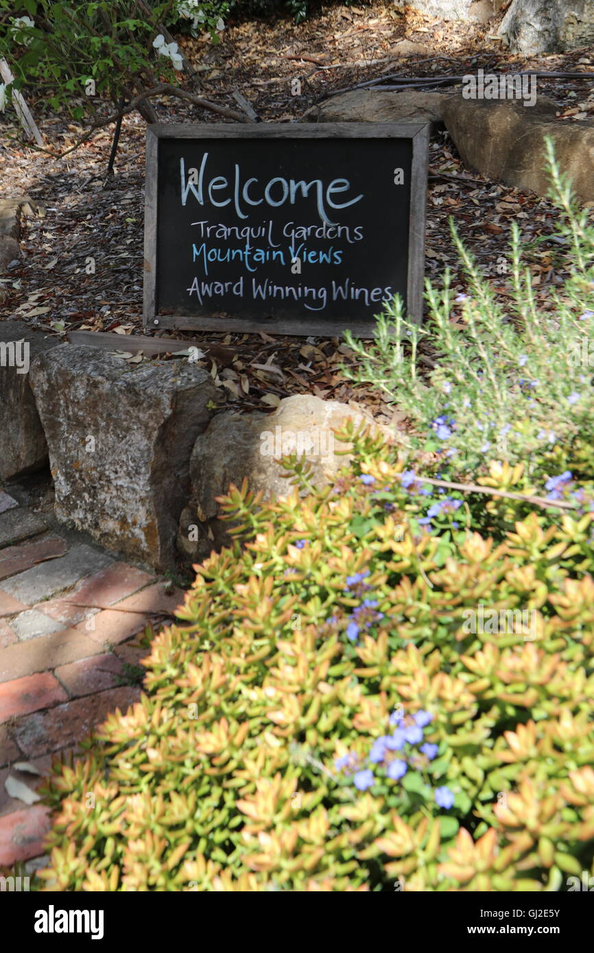 Willkommens-Schild an der Kellertür des Mount View Briar Ridge Vineyard, Hunter Valley, Australien Stockfoto